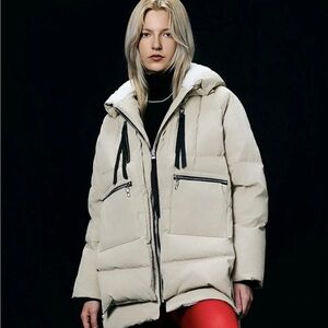 Orolay NWT 092 Universe® Women's Medium Beige Thickened Down Puffer Jacket Parka